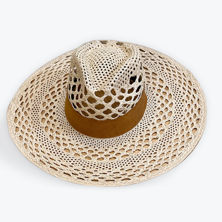 Sustainable and handmade straw hats for men and women
