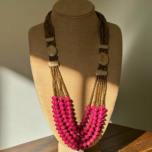 THE VIDA NECKLACE, RUNWAY TREND The Hip Hat