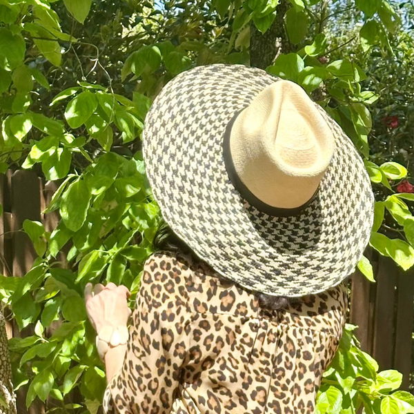 HOUNDSTOOTH LARGE BRIM TOQUILLA STRAW HAT The Hip Hat